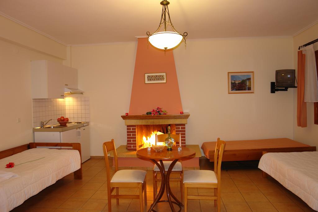 Xenonas Chrisso Hotel Delphi Cameră foto